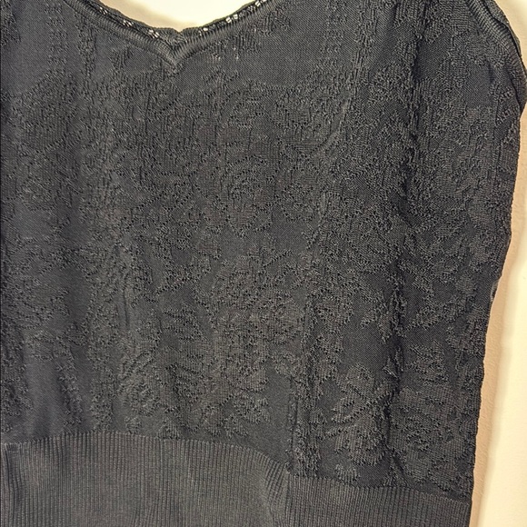 Vintage Jones New York Elegant Black Floral Pattern Knit Camisole Top Size M - Picture 3 of 11